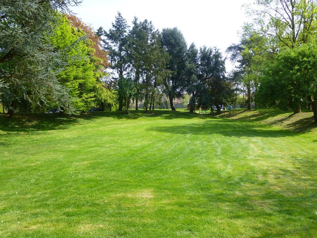 Etape Zen Illiers-Combray Exterior foto