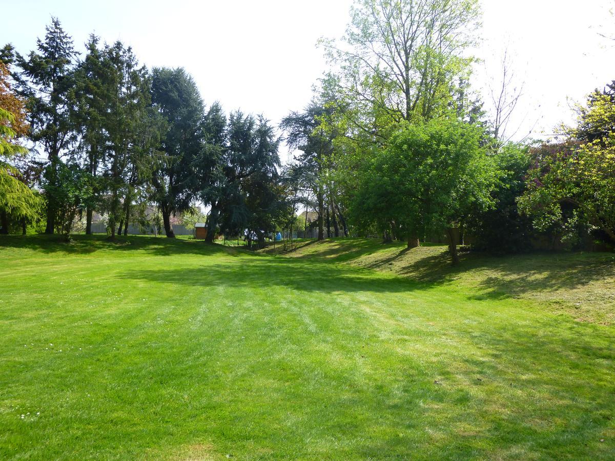 Etape Zen Illiers-Combray Exterior foto